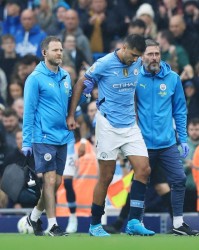 皇马内部就是否签下罗德里展开讨论，引援计划存分歧