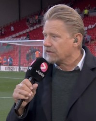 舒梅切尔：让你的球队踢真正的足球吧阿尔特塔，放开他们