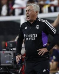 体育博彩平台-安切洛蒂：吕迪格踢左后卫没问题 今夏不会再引援